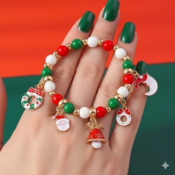 Christmas Charm Bracelet - Picture 3 of 5